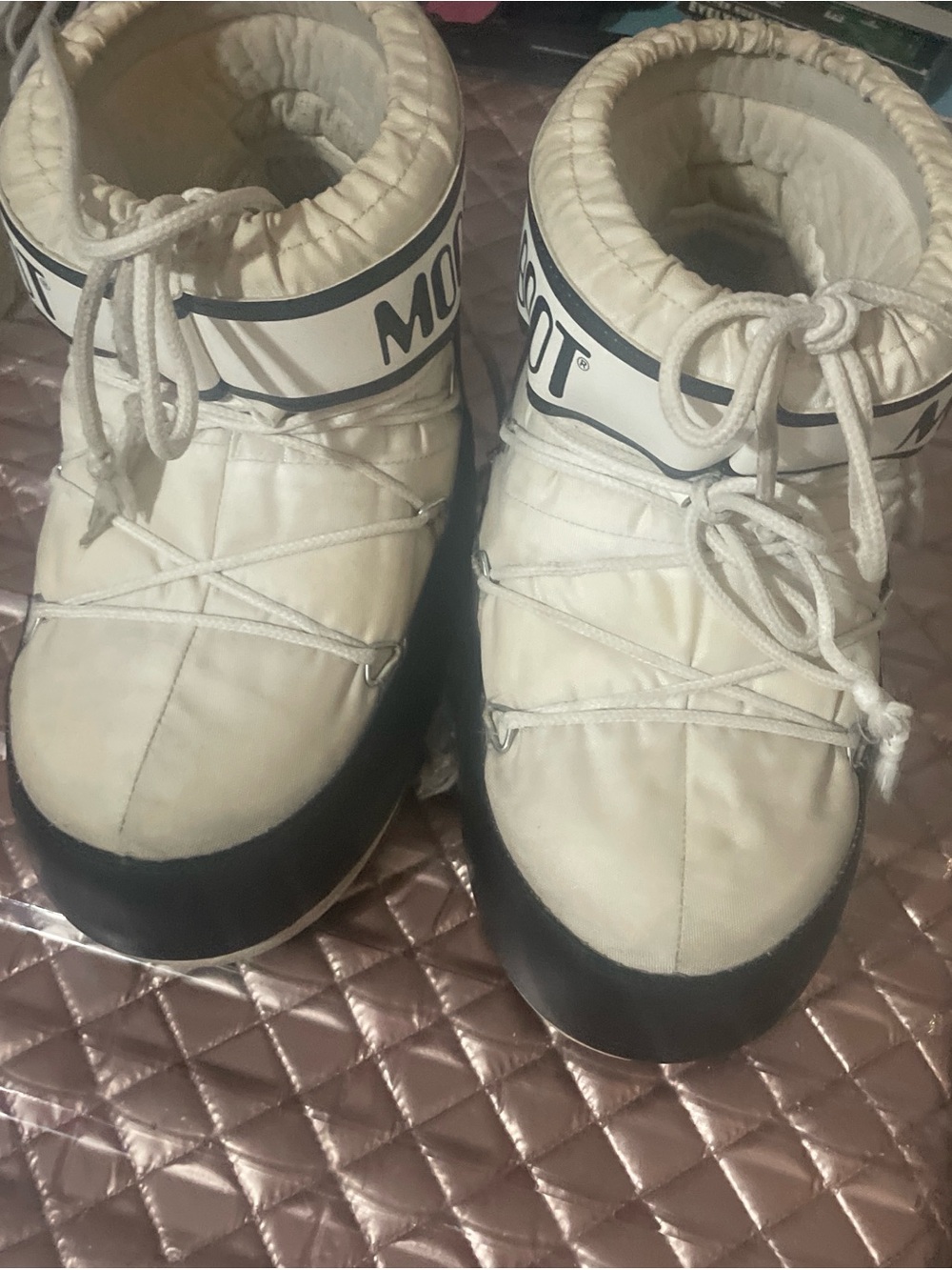 Moon Boot Kids Off-White and Black Puffer Snow Boots
